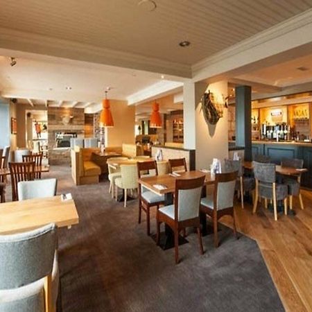 Premier Inn 이브샘 외부 사진